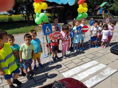 Вече съм голям и всички пътни знаци знам ! Изискване на областния управител ! 4